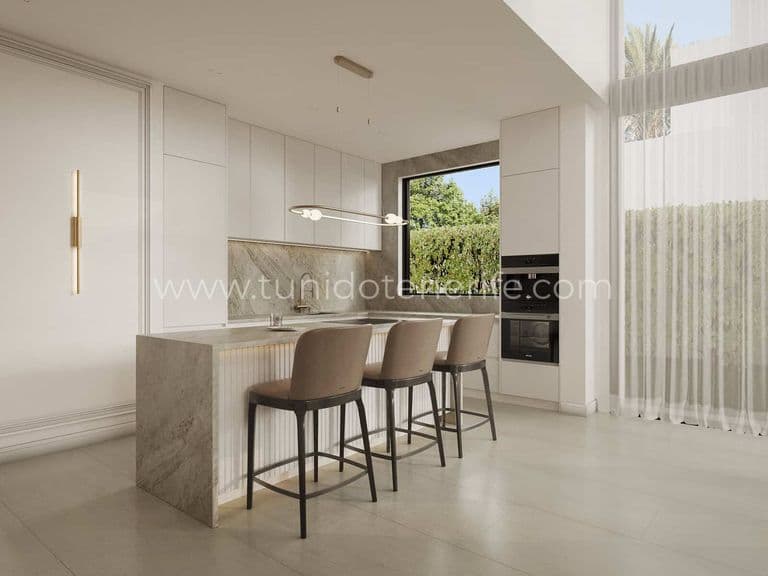 Villa for sale in Marbella Este