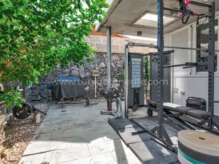 Villa à vendre à Tenerife Sud, Madroñal de Fañabe