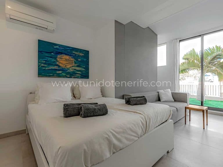 Villa à vendre à La Caleta, sud de Tenerife