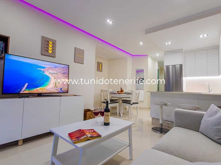 Appartement à louer en bord de mer à El Duque, Costa Adeje