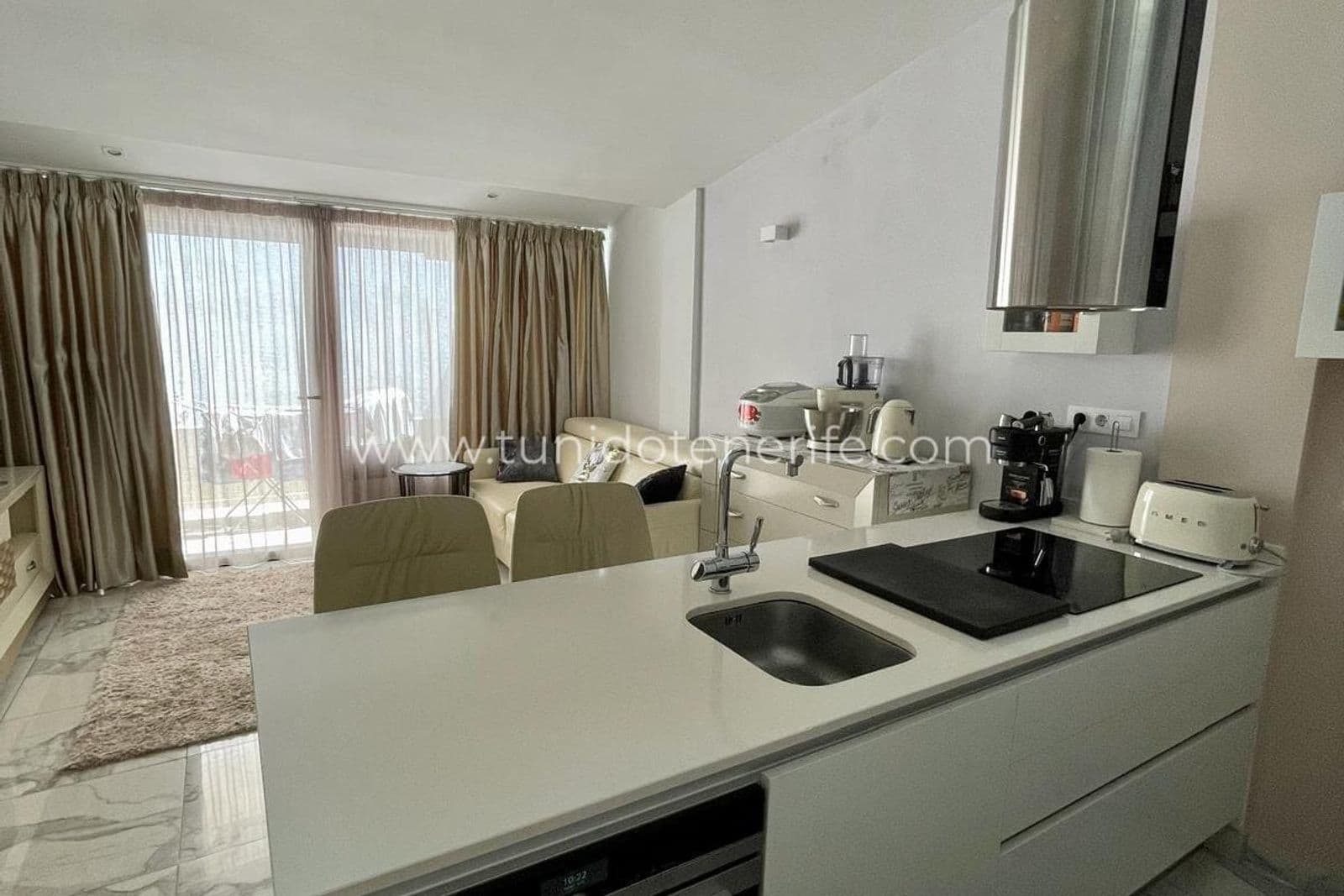 Apartment for sale in Madroñal de Fañabe, Costa Adeje