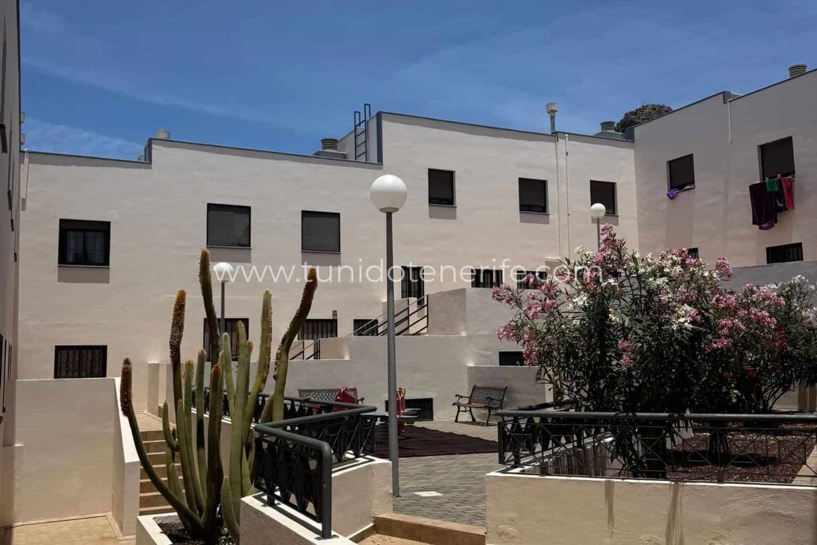 Таунхаус на продажу в Fañabé Pueblo, Costa Adeje