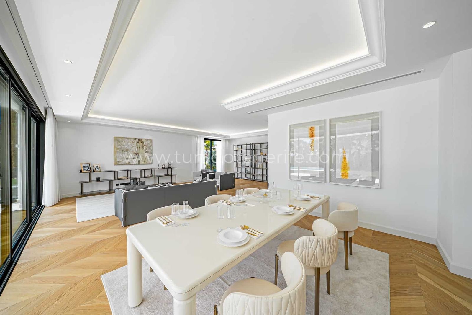 Villa de lujo en venta en la Milla de Oro de Marbella