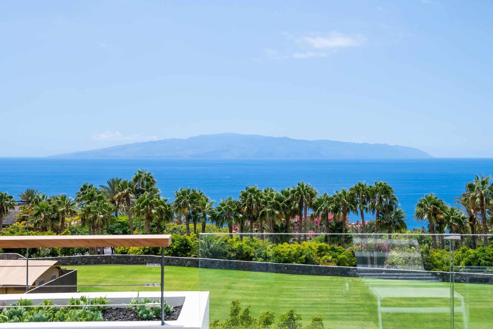 Апартаменты на продажу в Abama Resort, Tenerife Sur
