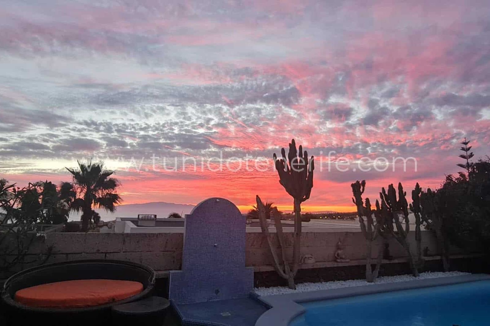 Villa à vendre à Tenerife Sud, Madroñal de Fañabe