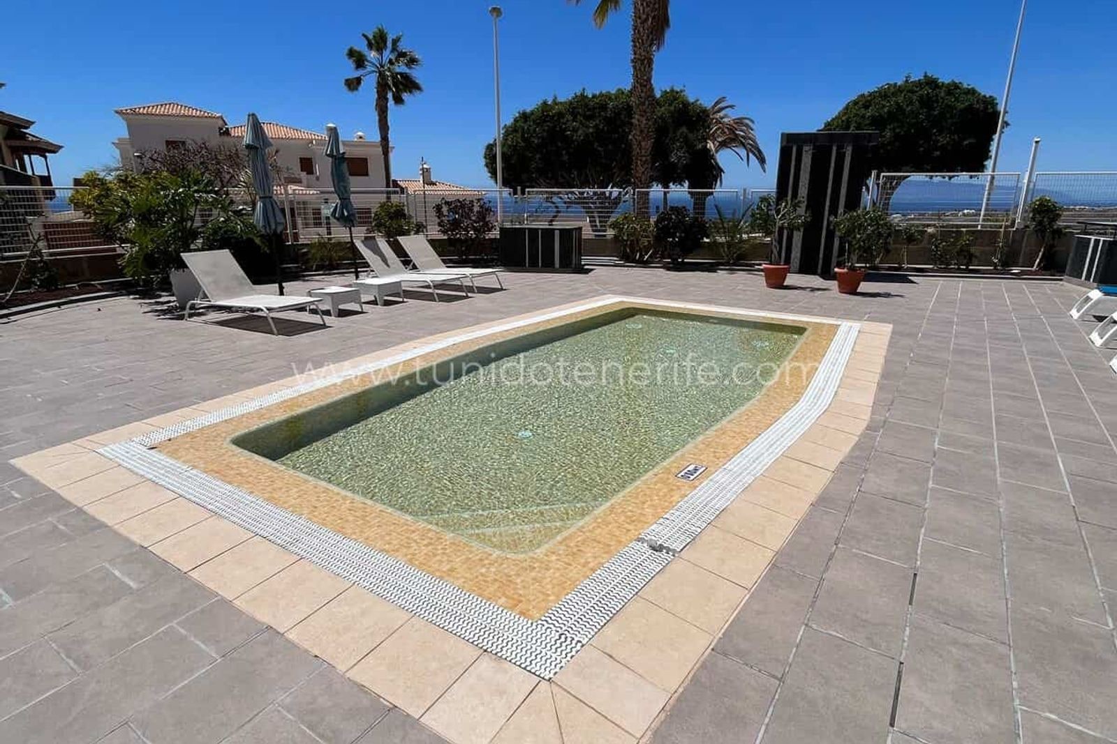 Будинок на продаж в Adeje, південь Tenerife