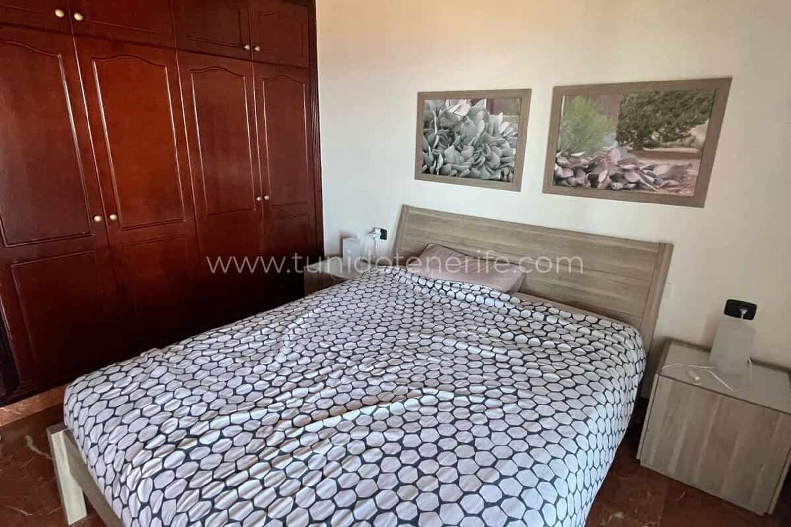 Будинок на продаж в Adeje, південь Tenerife