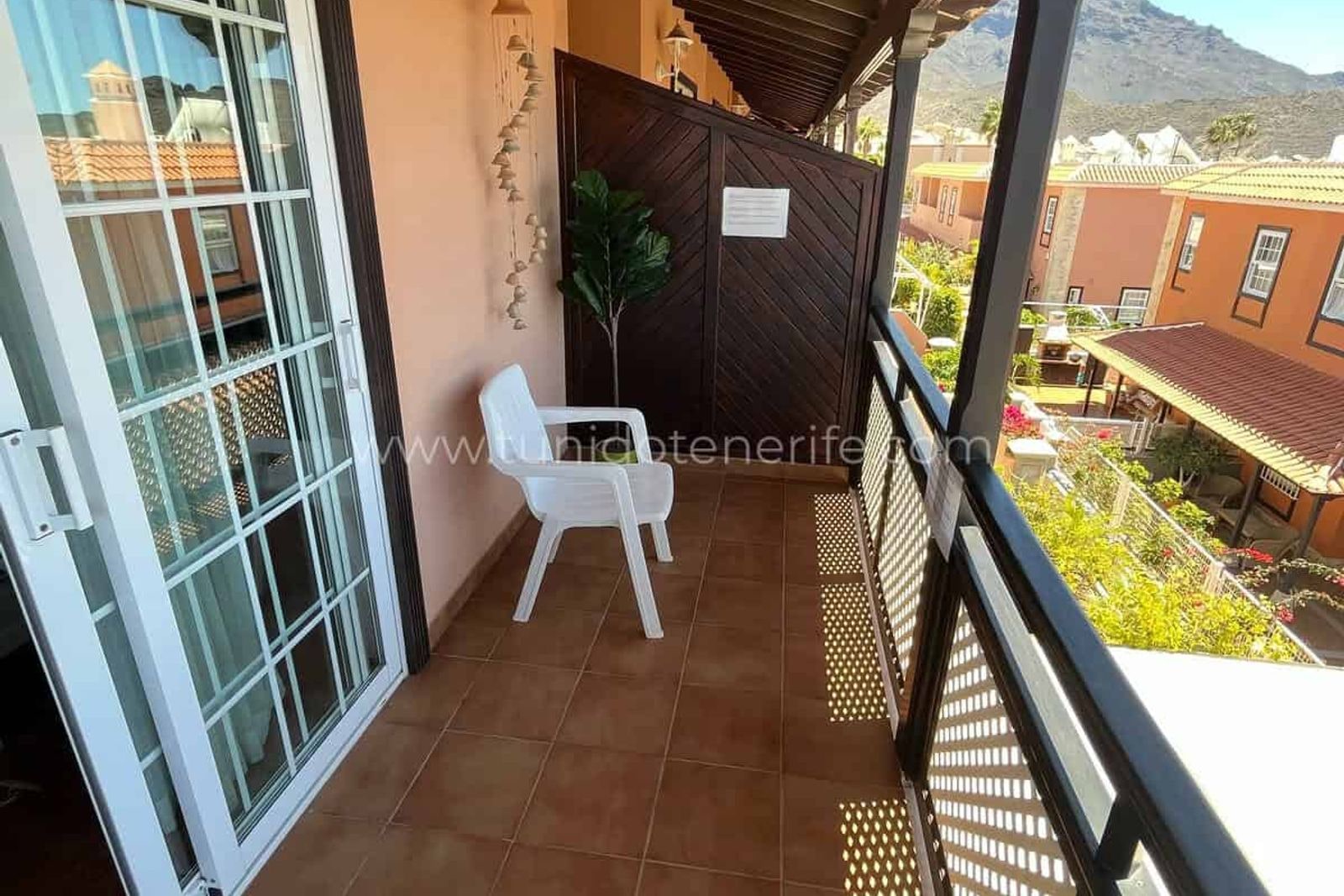 Будинок на продаж в Adeje, південь Tenerife