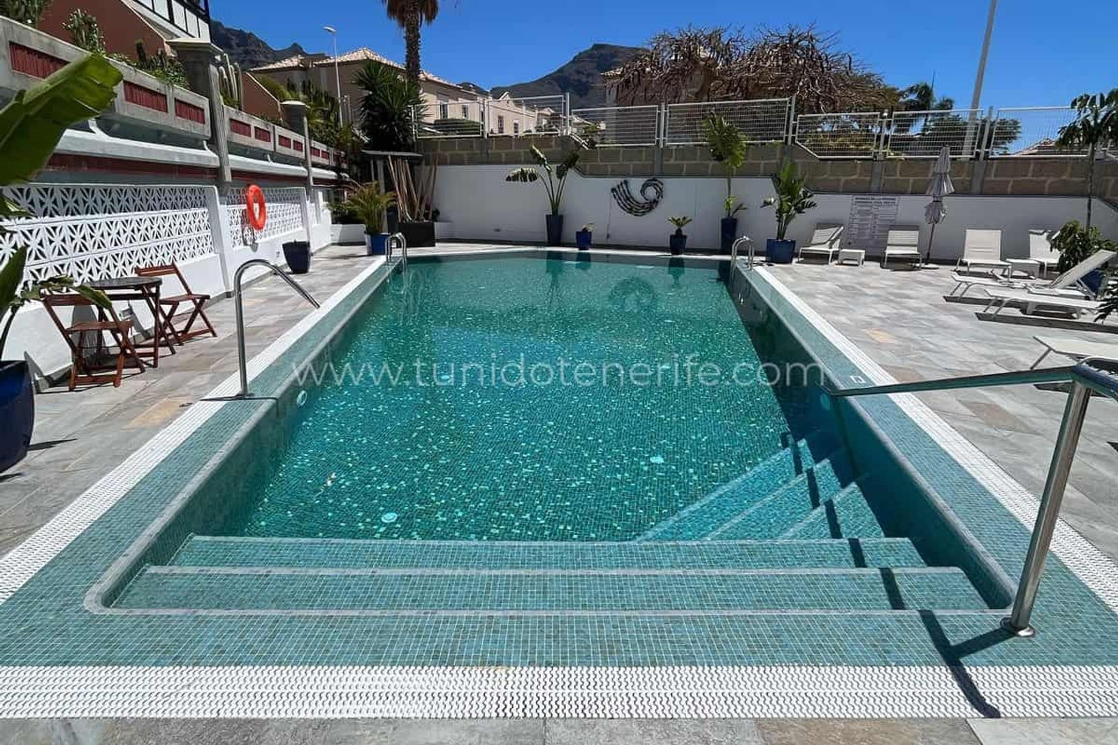 Будинок на продаж в Adeje, південь Tenerife