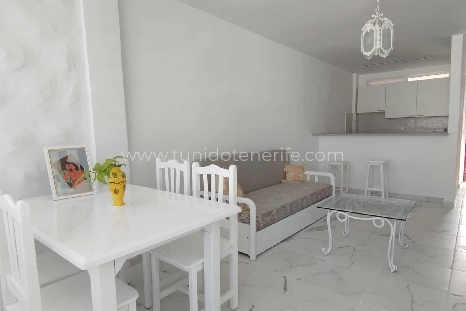 Apartament în Costa del Silencio cu living și dining luminoase