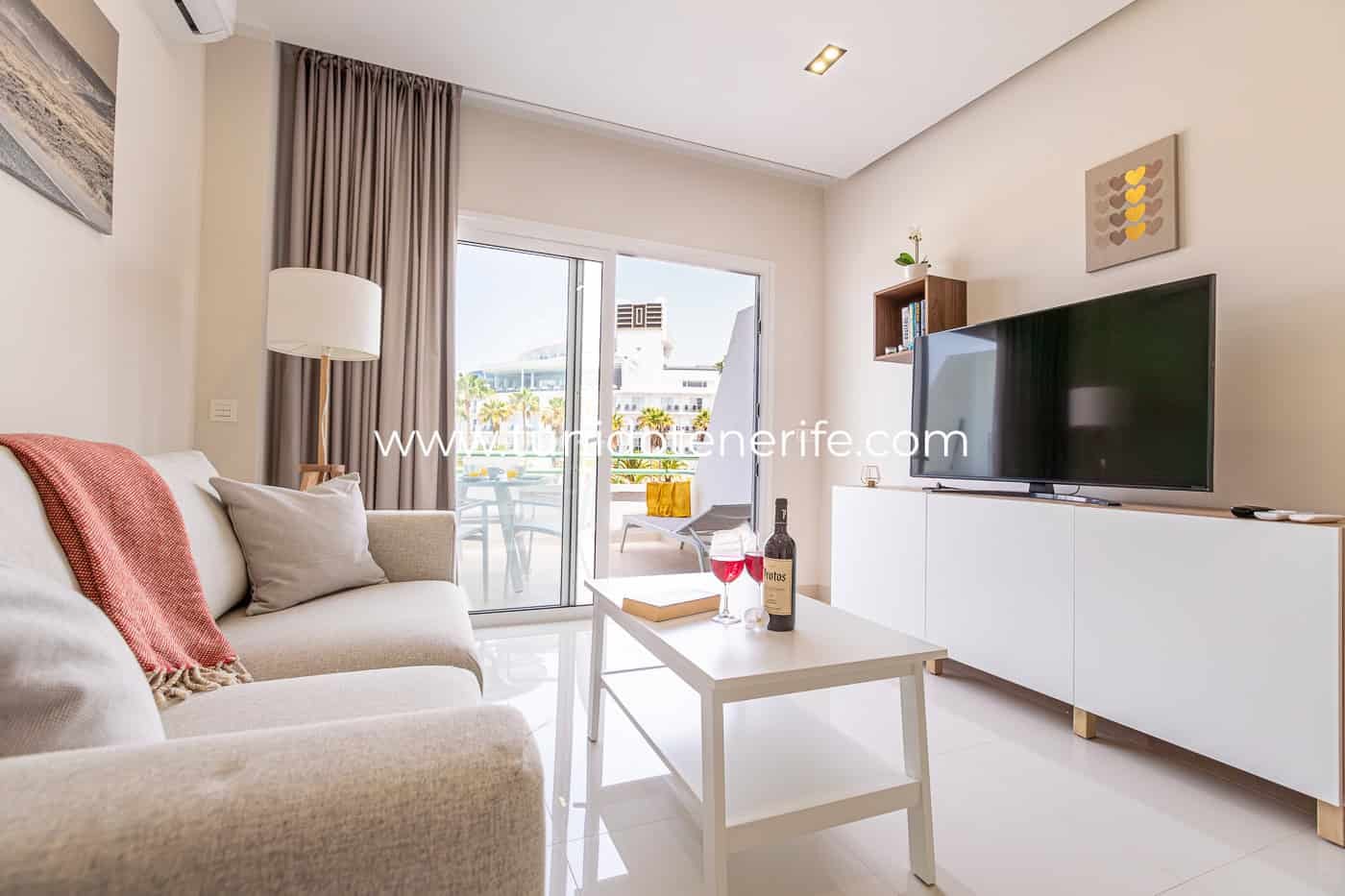 Appartement à louer en bord de mer à El Duque, Costa Adeje