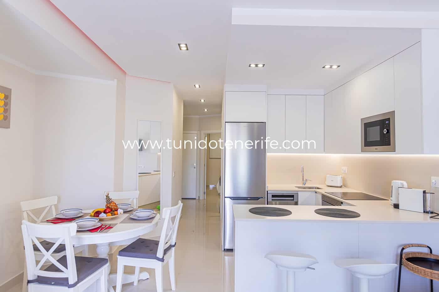 Appartement à louer en bord de mer à El Duque, Costa Adeje