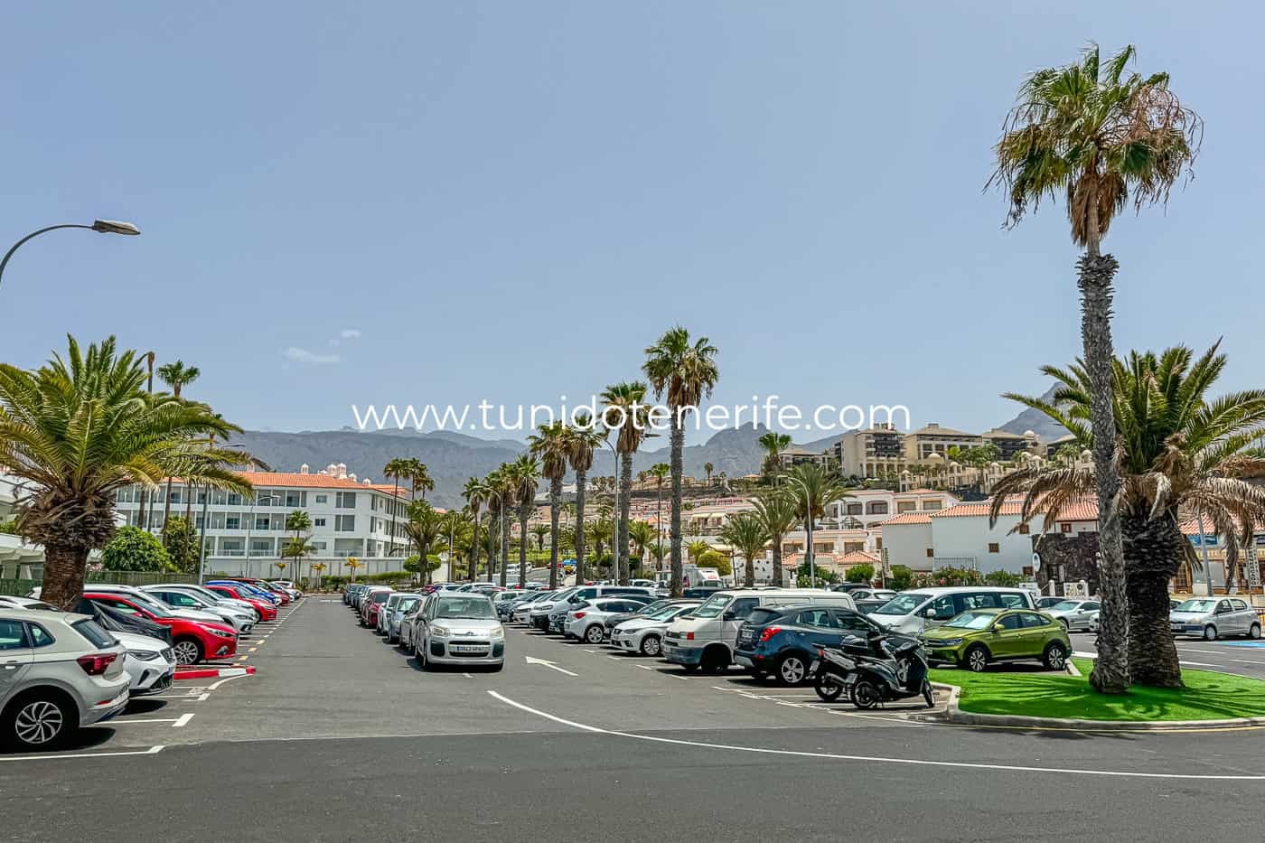Appartement à louer en bord de mer à El Duque, Costa Adeje