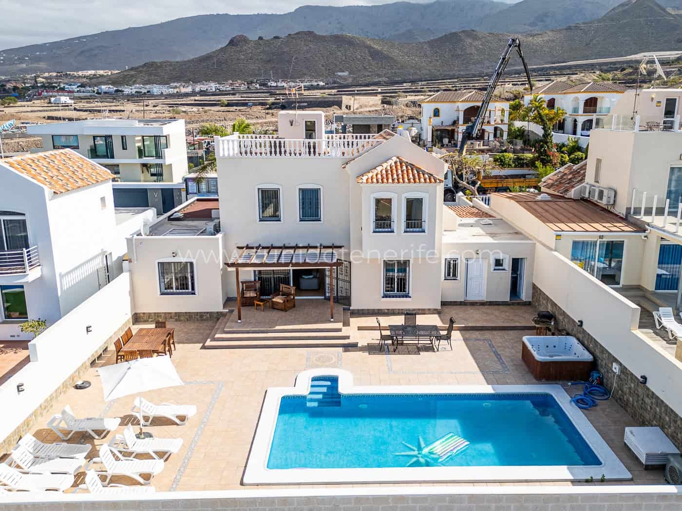 Villa a El Madroñal de Fañabe con piscina e terrazza