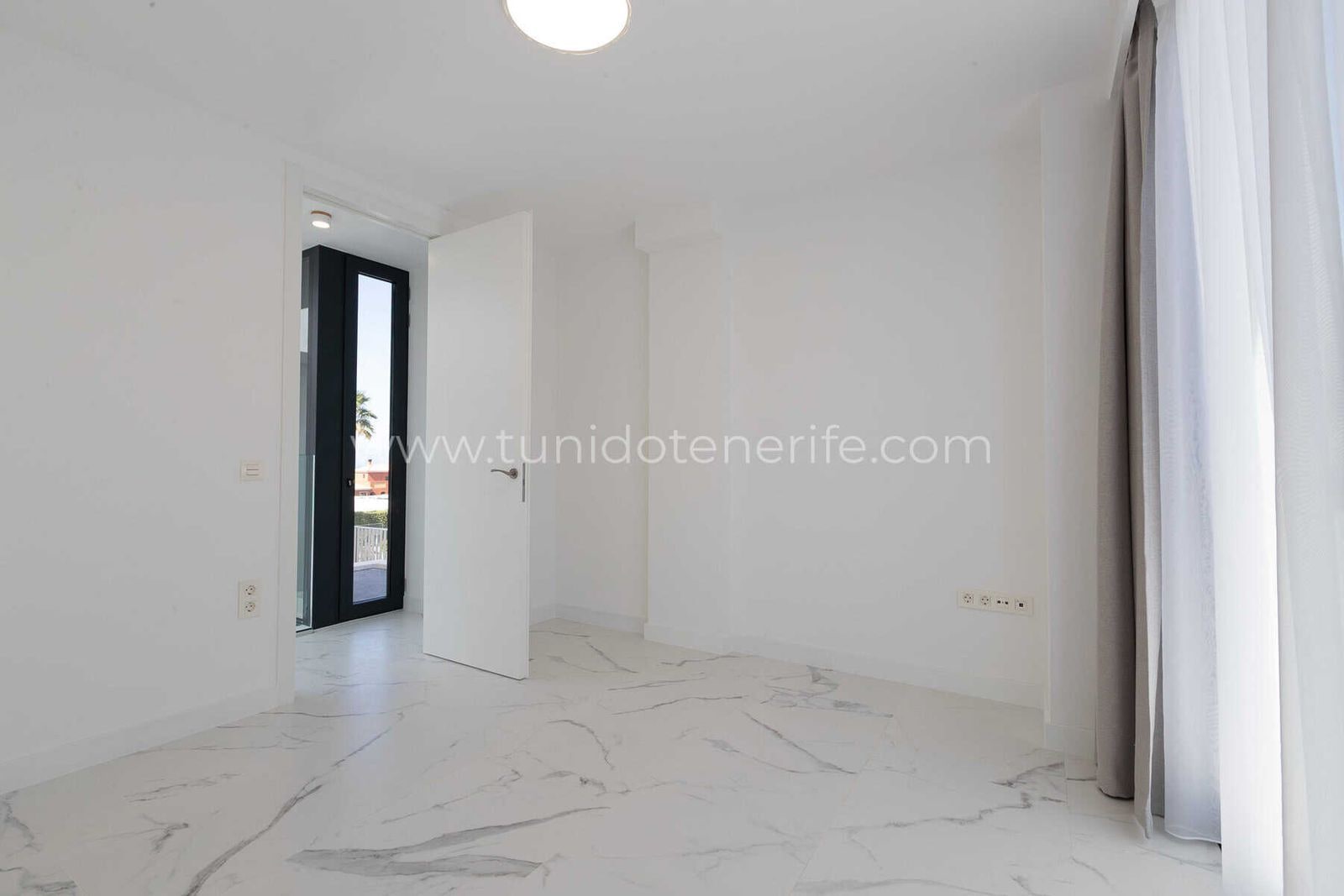 Villa zu verkaufen in El Madroñal de Fañabe, Südteneriffa