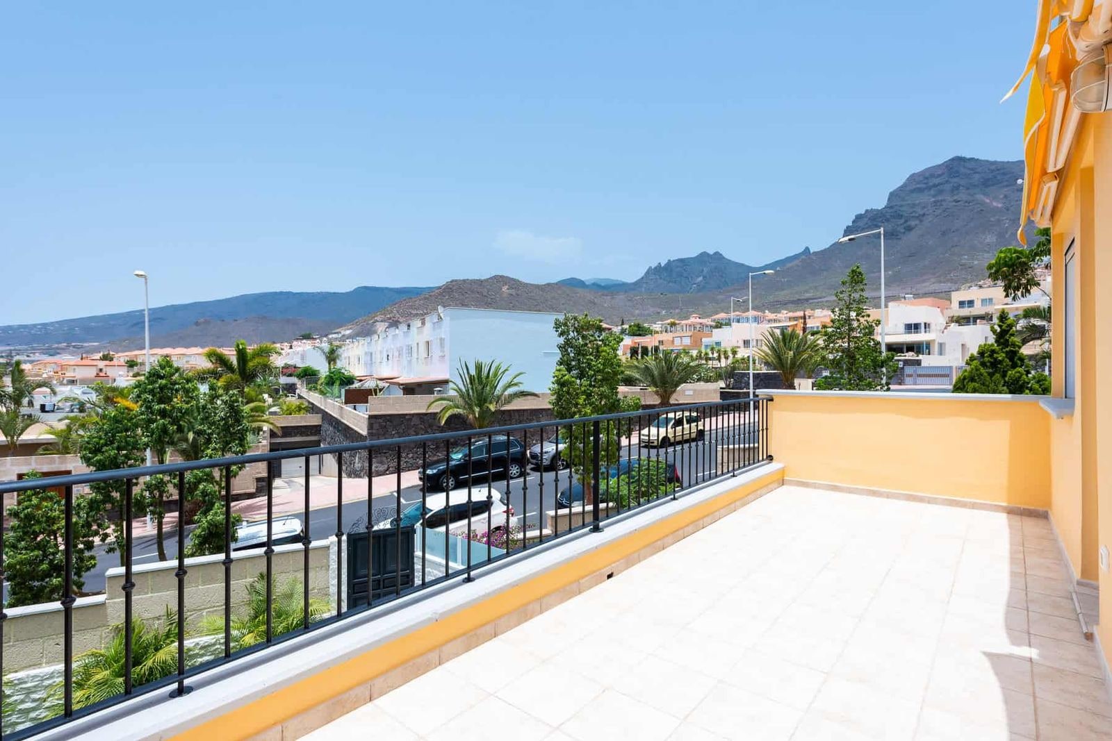 Дуплекс в оренду в El Madroñal de Fañabe, Costa Adeje