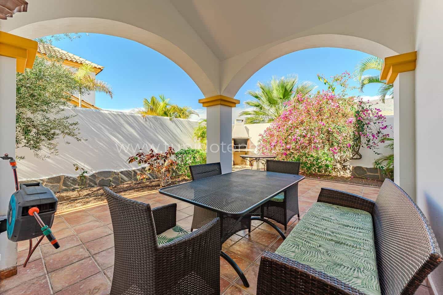 Vilă de vânzare în El Madroñal de Fañabe, Costa Adeje