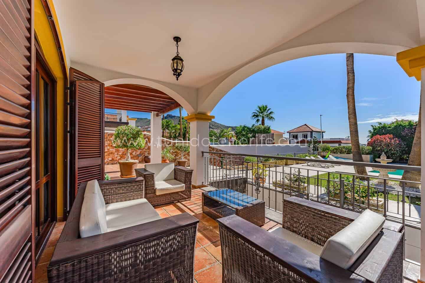Vilă de vânzare în El Madroñal de Fañabe, Costa Adeje