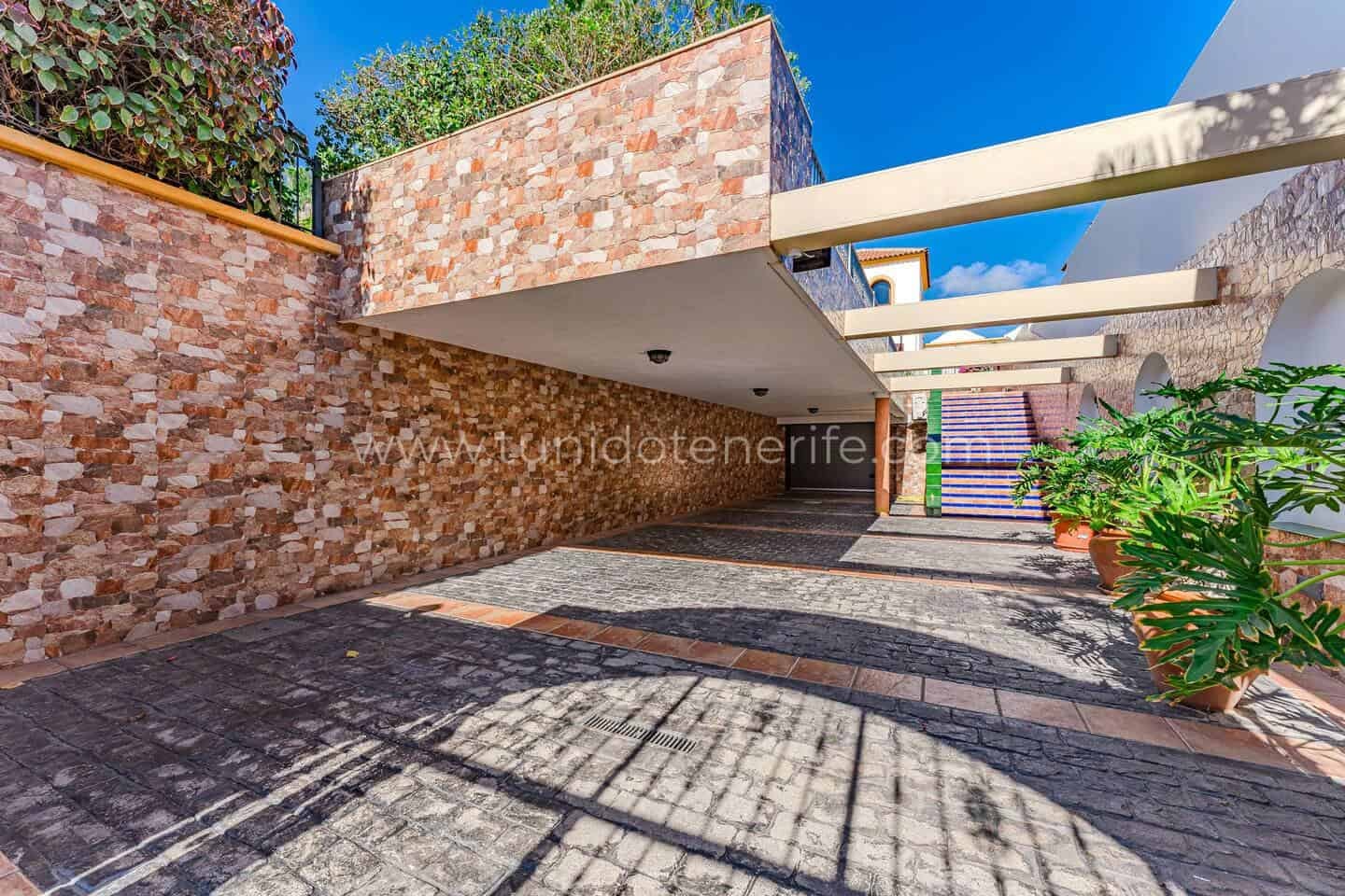 Vilă de vânzare în El Madroñal de Fañabe, Costa Adeje