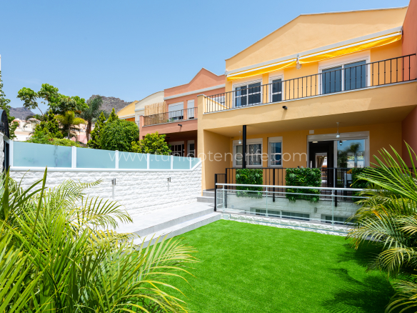 Casă de oraș modernă cu 4 dormitoare de închiriat în Costa Adeje, Tenerife Sud, Tu Nido Tenerife