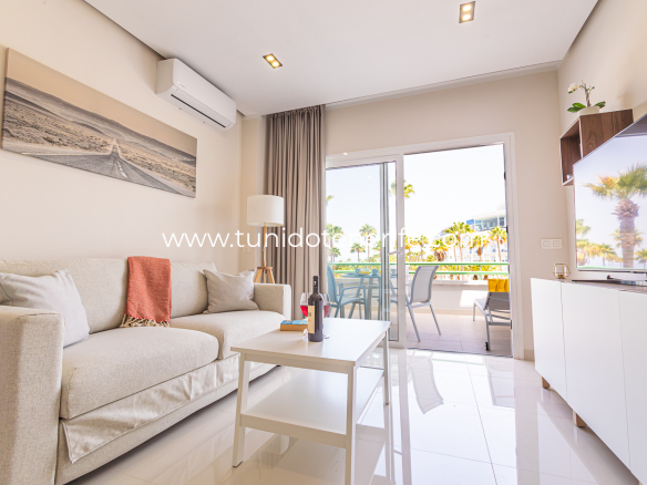 Apartamento en complejo frente al mar en la zona de El Duque, Costa Adeje, Tu Nido Tenerife