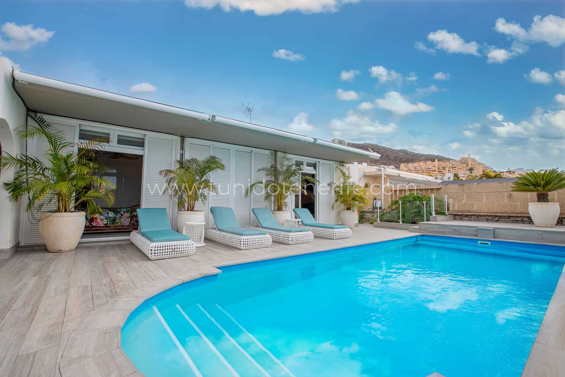 Вилла Laura, роскошный дом на побережье Adeje, Tu Nido Tenerife