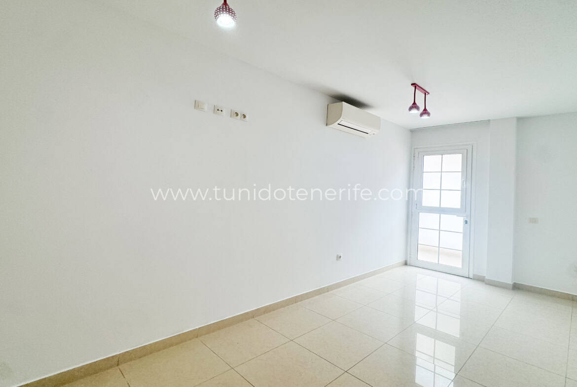 Chalet adosado en venta en Adeje