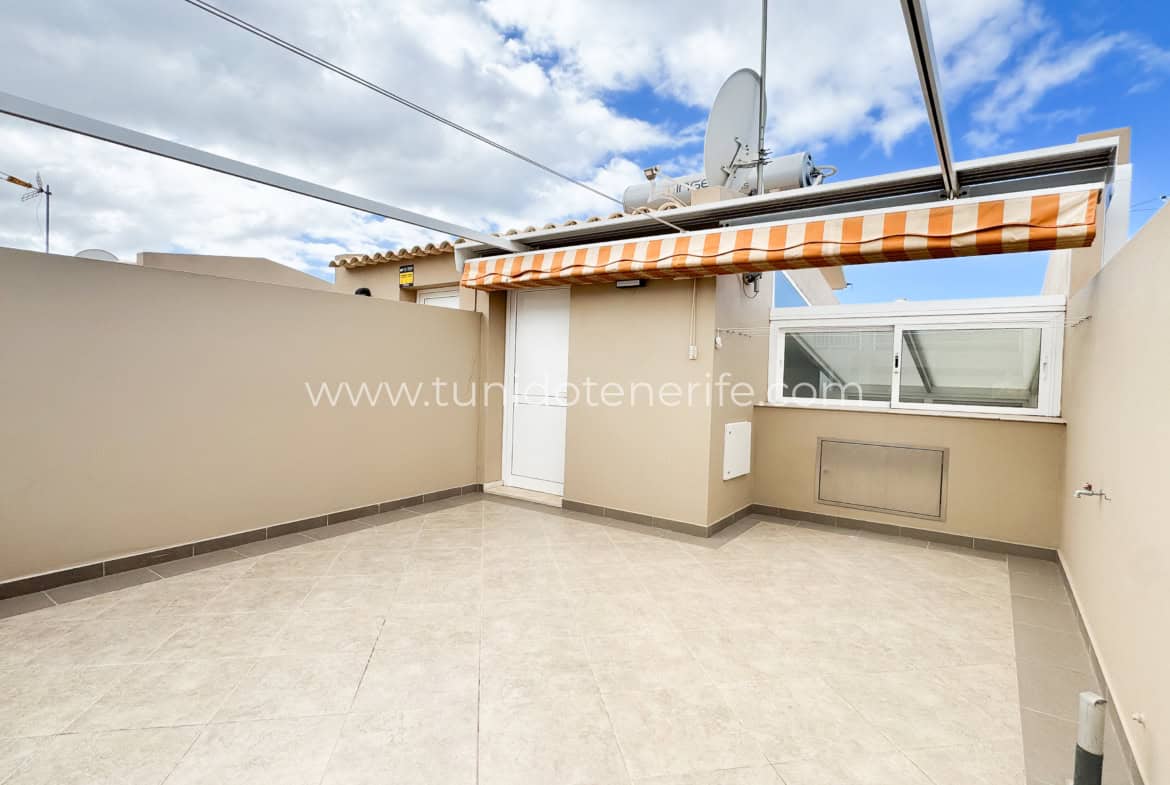 Chalet adosado en venta en Adeje