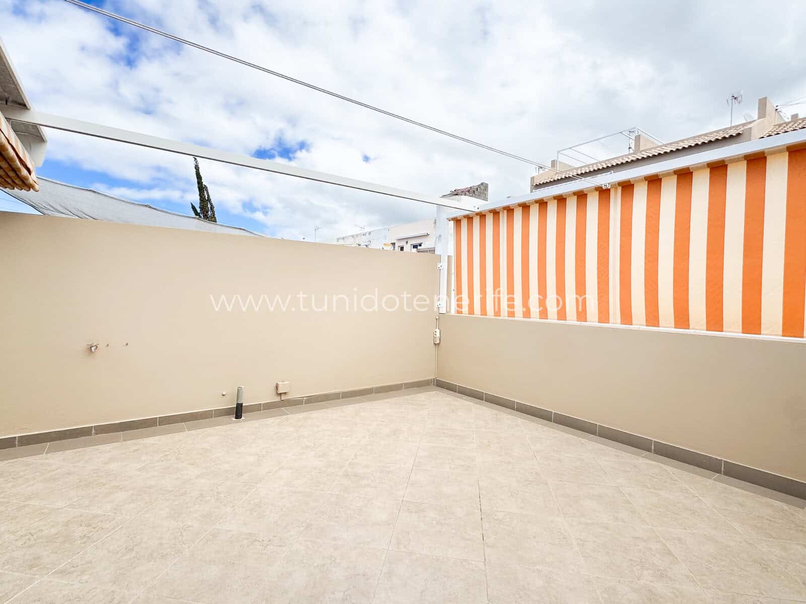 Chalet adosado en venta en Adeje