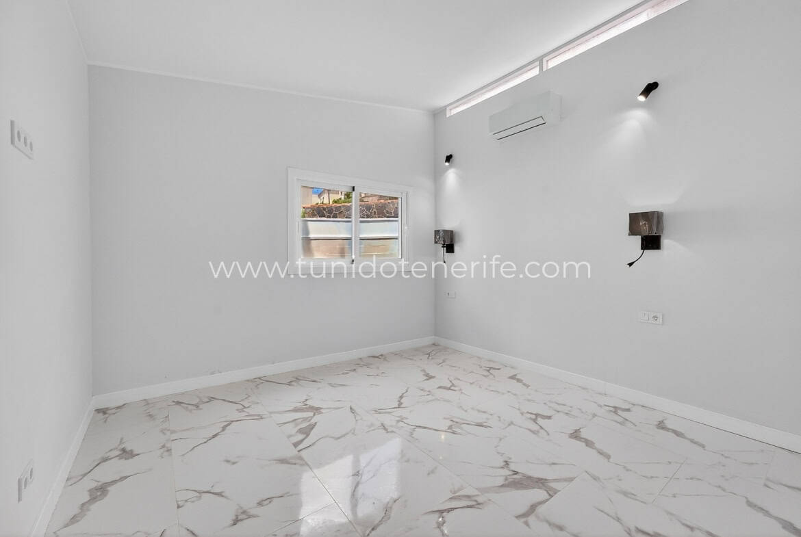 SE VENDE CASA, CHAYOFA – SUR DE TENERIFE