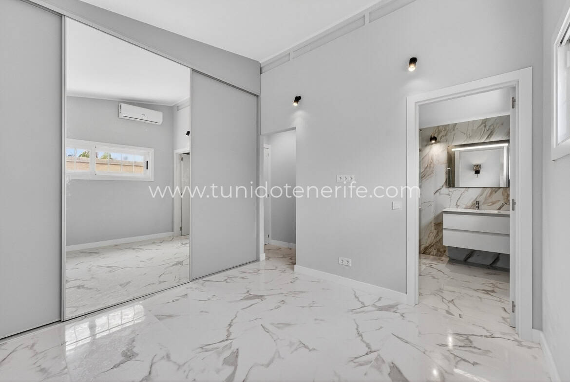 SE VENDE CASA, CHAYOFA – SUR DE TENERIFE