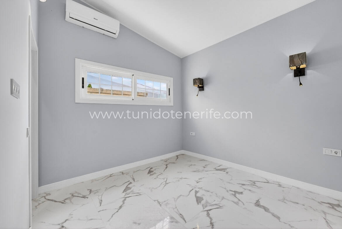 SE VENDE CASA, CHAYOFA – SUR DE TENERIFE