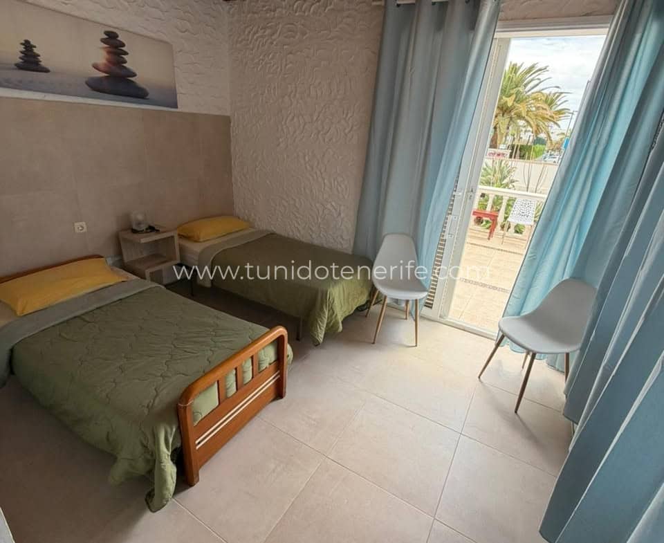 Maison à vendre à Playa de Las Americas, Tenerife South.