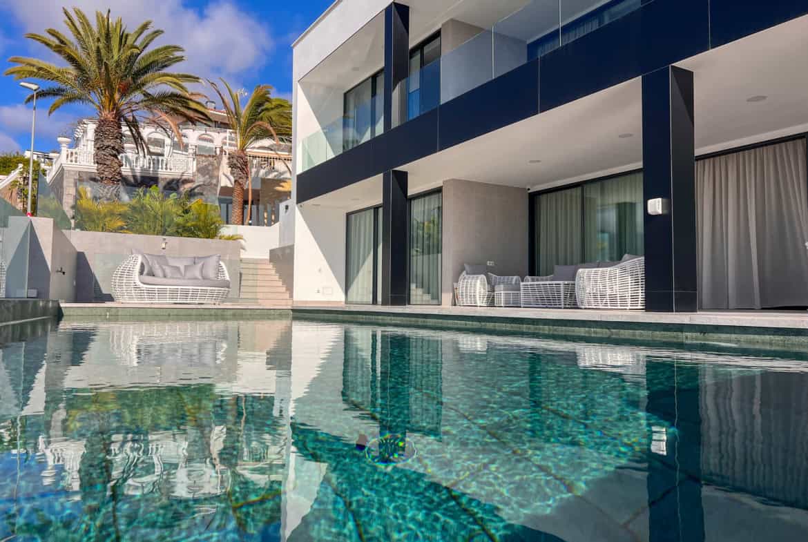 Villa Atma