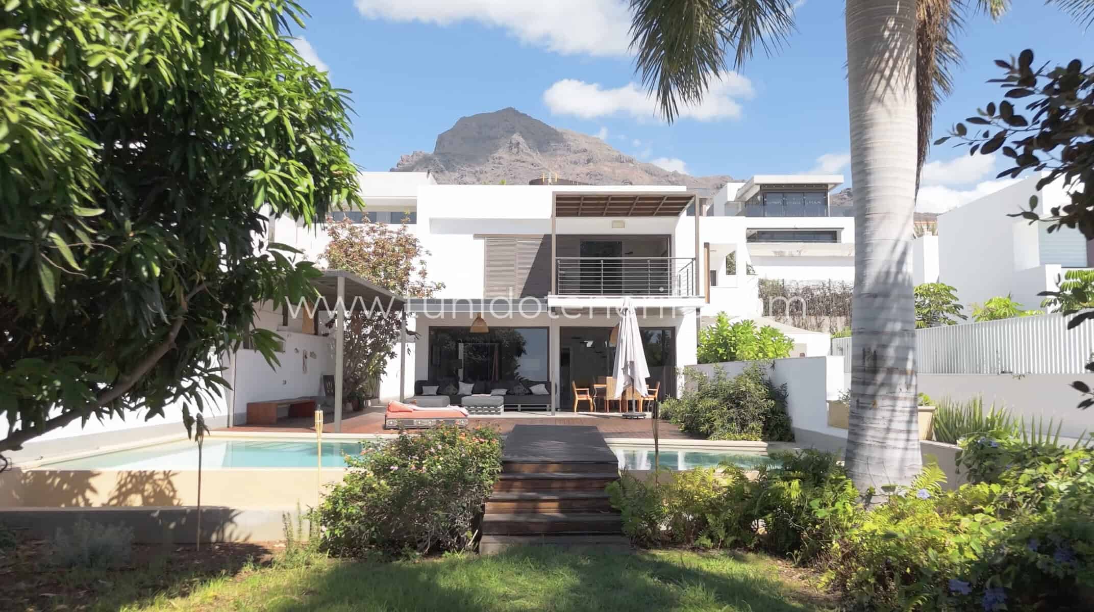 Villa en venta en Madroñal de Fañabe, Tenerife Sur