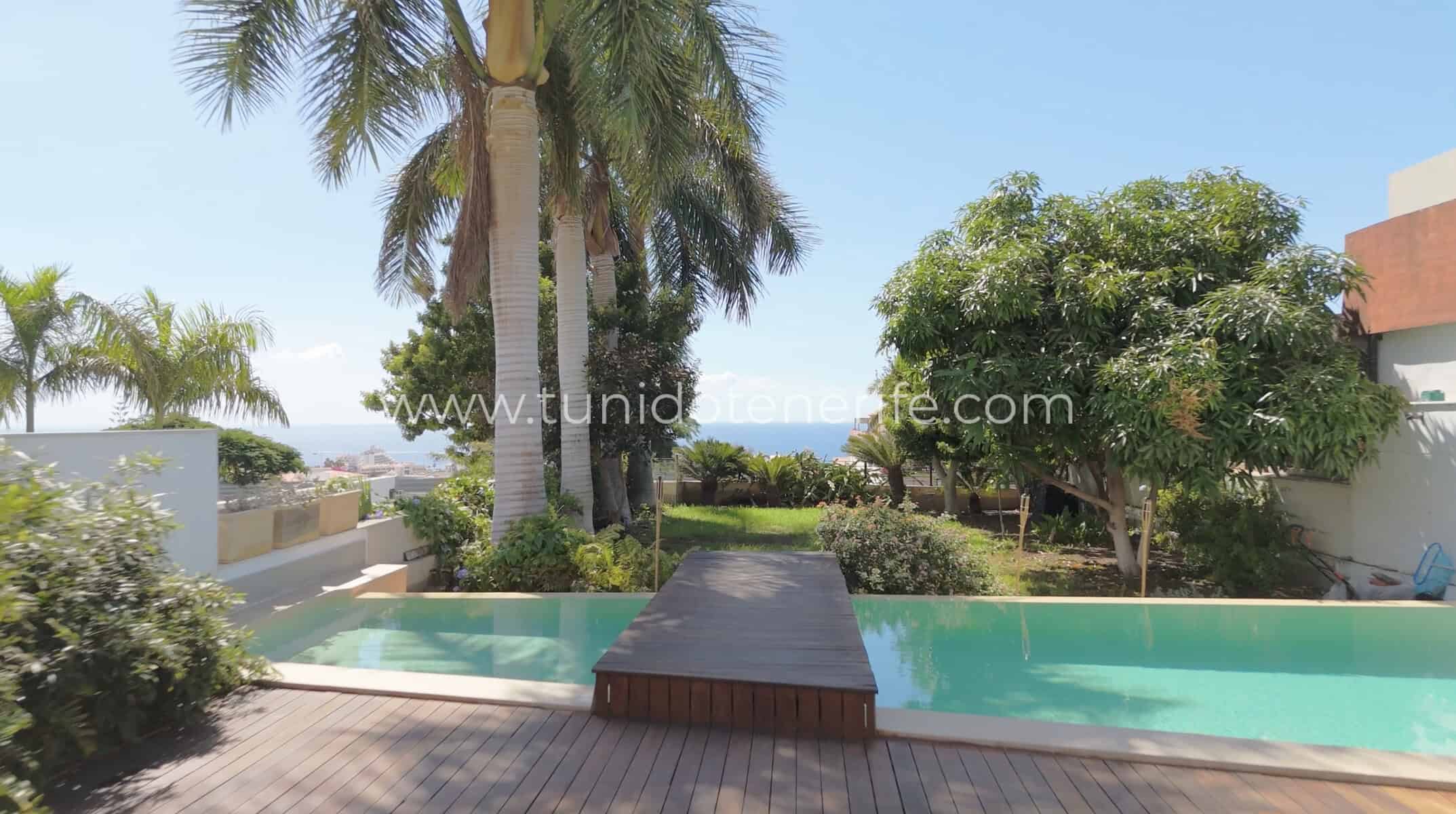 Villa en venta en Madroñal de Fañabe, Tenerife Sur