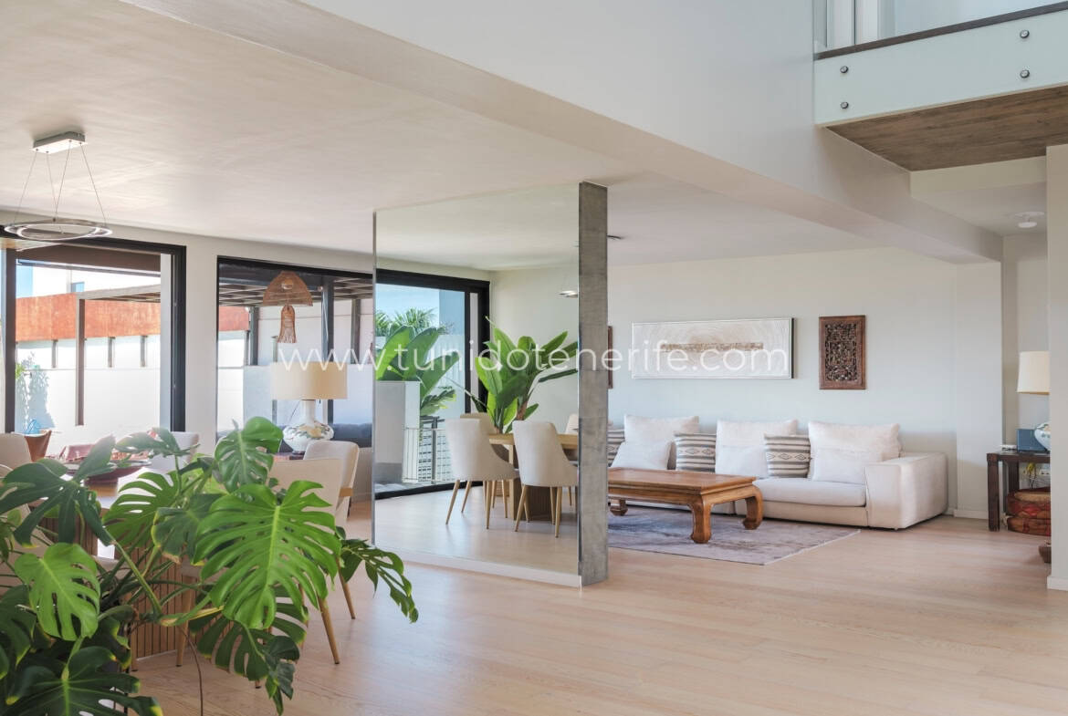 Villa en venta en Madroñal de Fañabe, Tenerife Sur