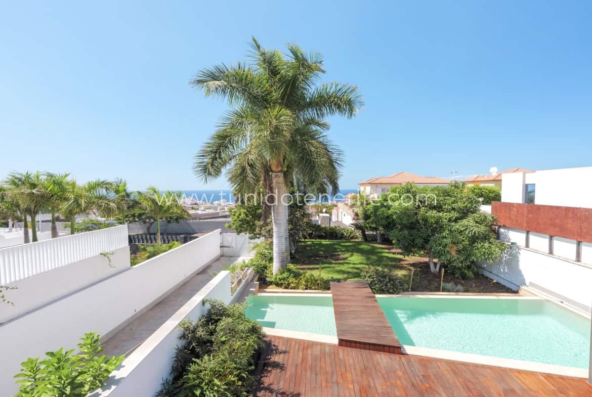 Villa en venta en Madroñal de Fañabe, Tenerife Sur