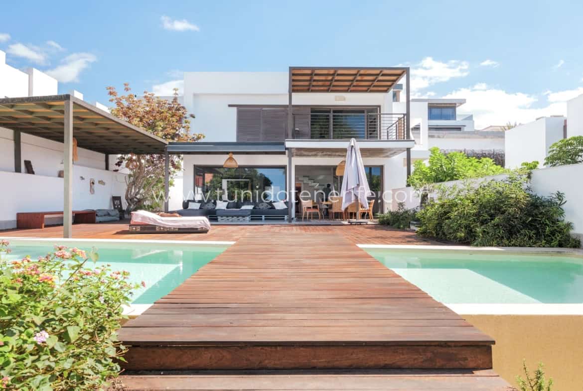 Villa en venta en Madroñal de Fañabe, Tenerife Sur