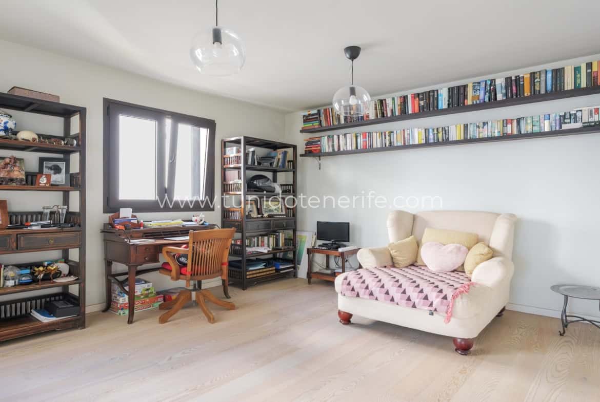 Villa en venta en Madroñal de Fañabe, Tenerife Sur