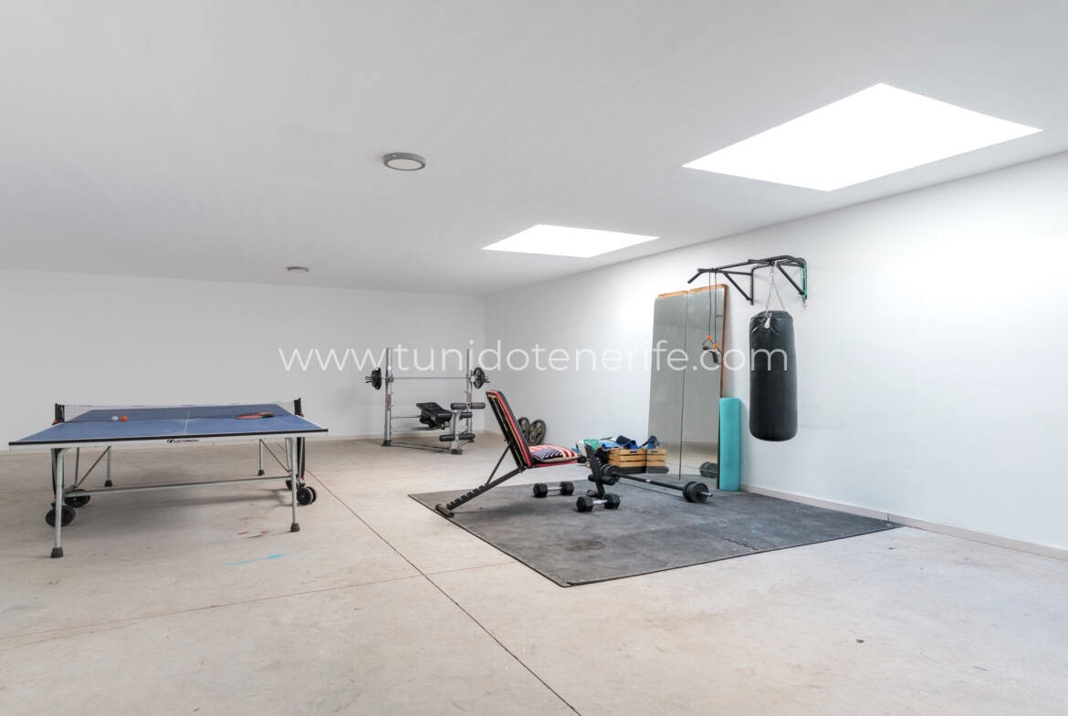 Villa en venta en Madroñal de Fañabe, Tenerife Sur