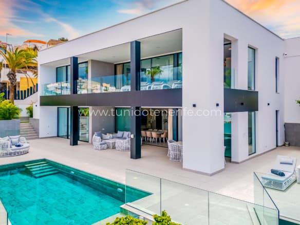 Villa Atma.