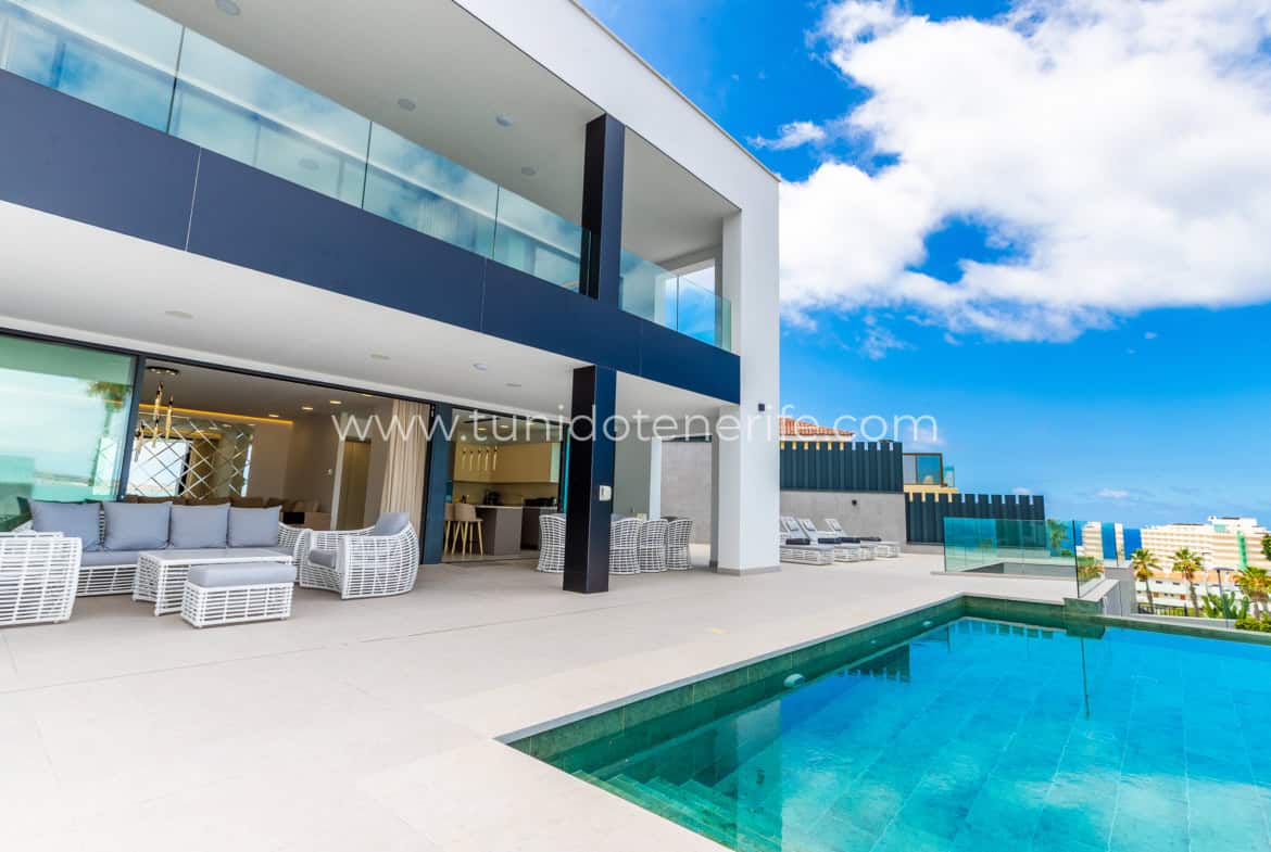 Villa Atma