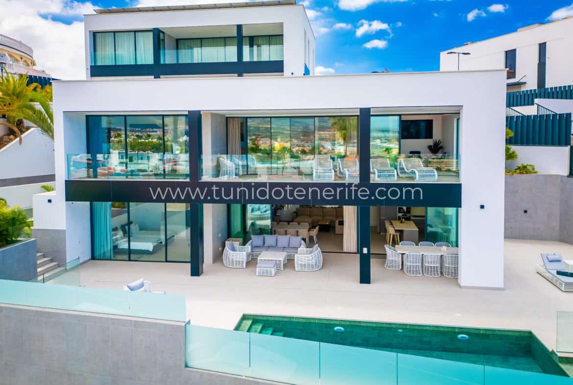 Villa Atma